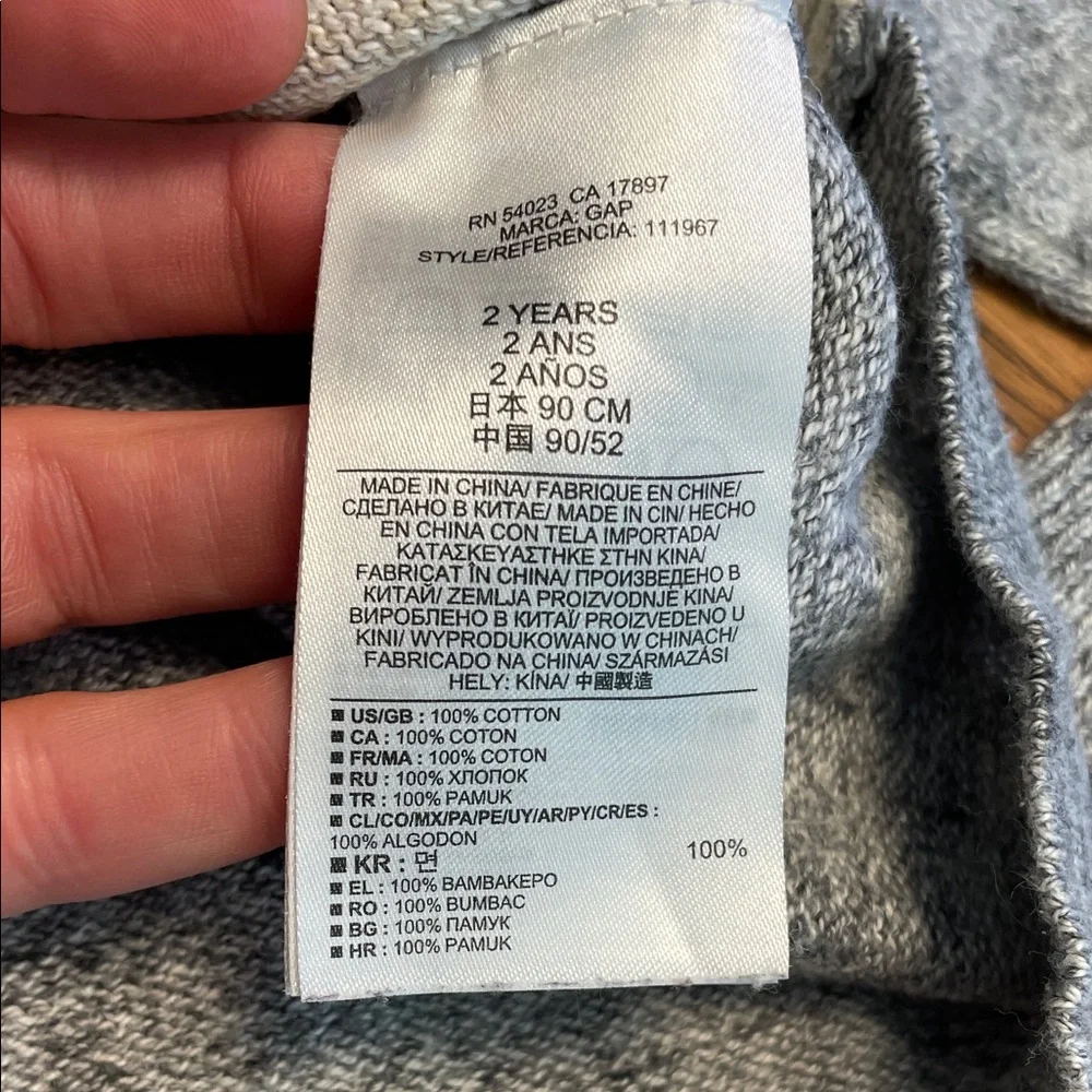 Baby Gap Gray and Cream Crew Neck Sweater size 2 100% cotton
